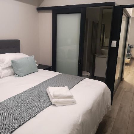 The Regency - Cosy Private Hotel Apartment - Unit 219 Pretoria-Noord Kültér fotó