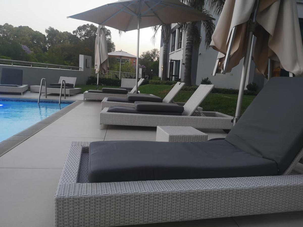 The Regency - Cosy Private Hotel Apartment - Unit 219 Pretoria-Noord Kültér fotó